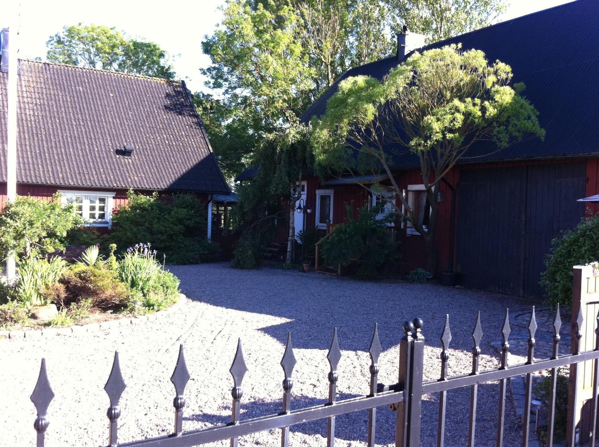 Mattisgarden Bed & Breakfast Östra Ljungby エクステリア 写真