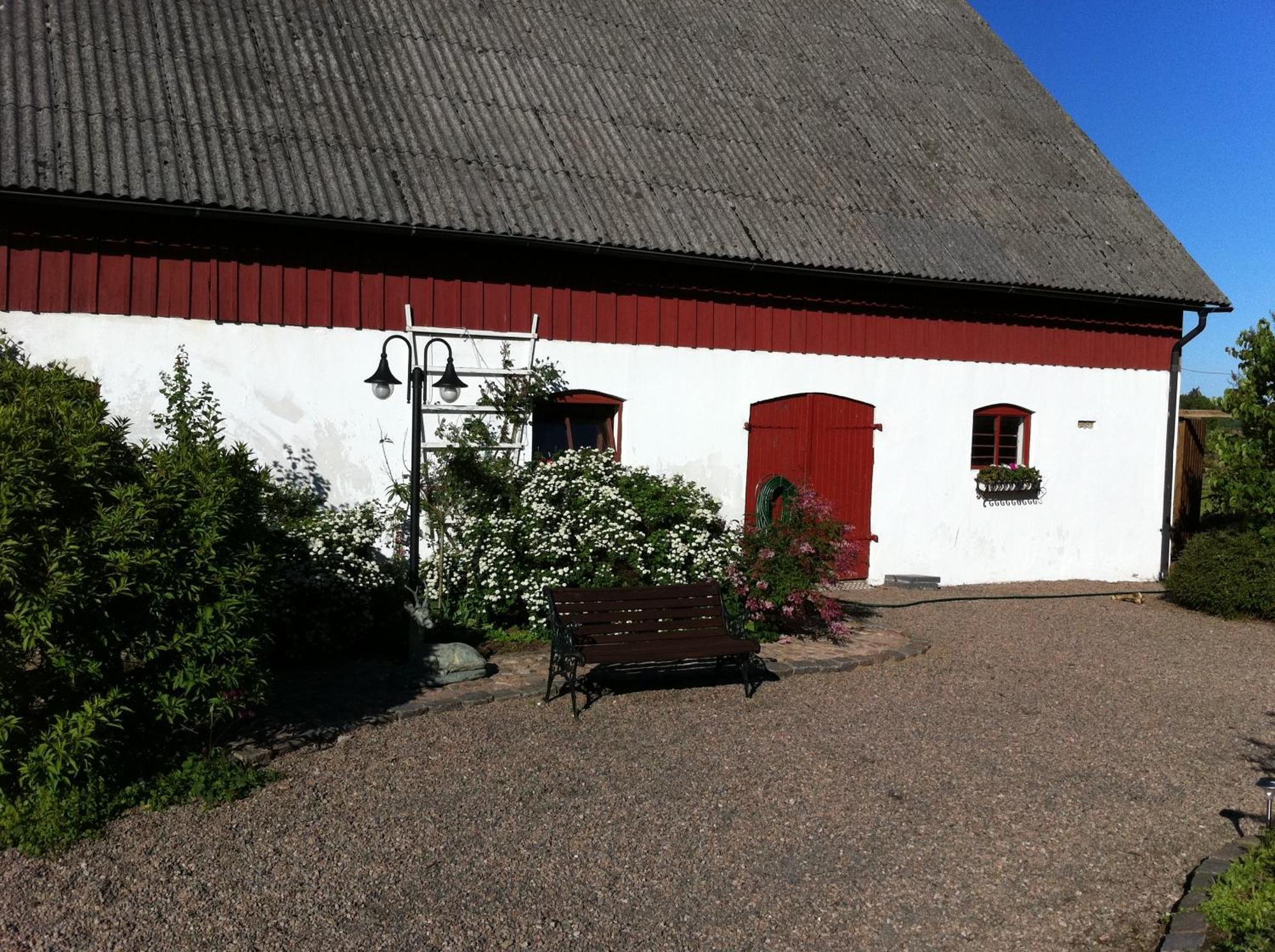 Mattisgarden Bed & Breakfast Östra Ljungby エクステリア 写真