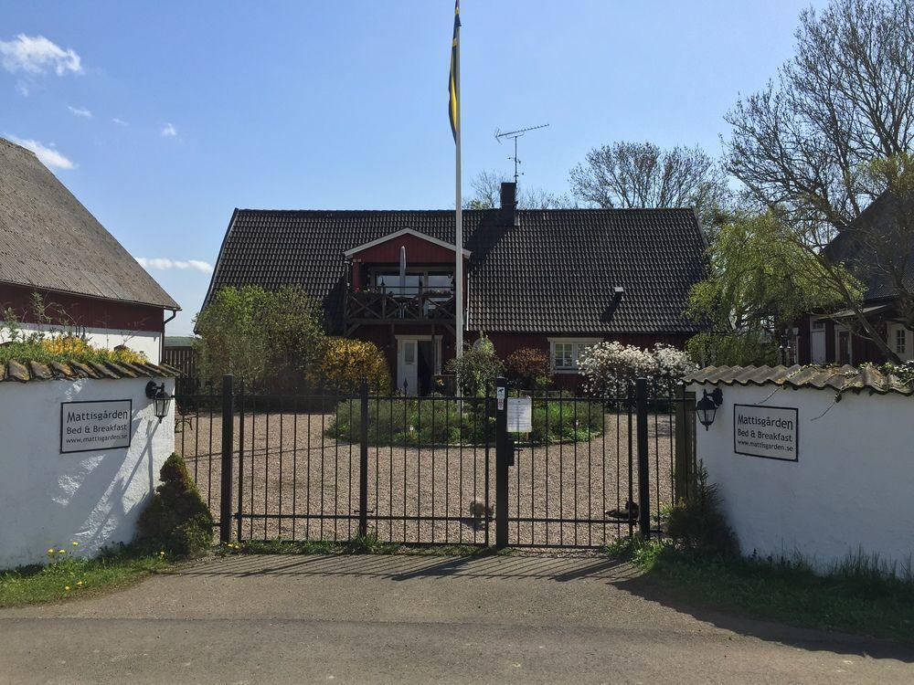 Mattisgarden Bed & Breakfast Östra Ljungby エクステリア 写真