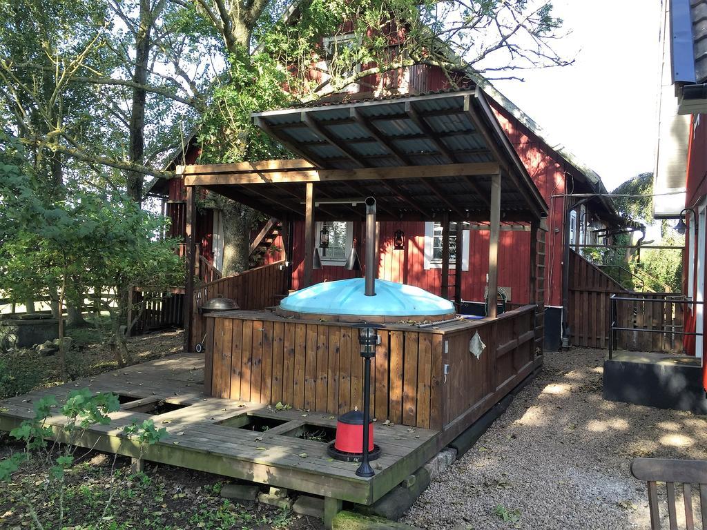 Mattisgarden Bed & Breakfast Östra Ljungby エクステリア 写真