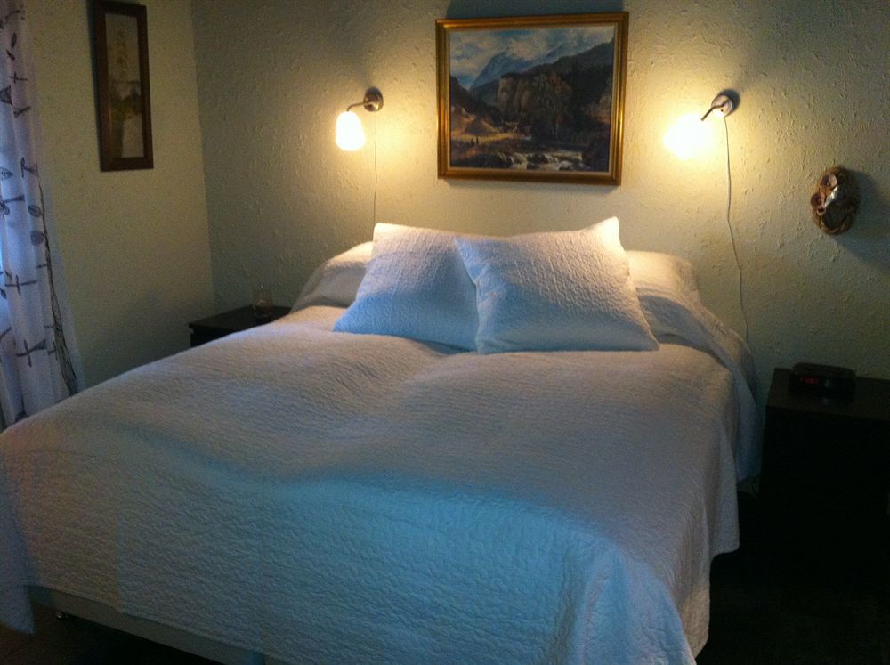 Mattisgarden Bed & Breakfast Östra Ljungby エクステリア 写真