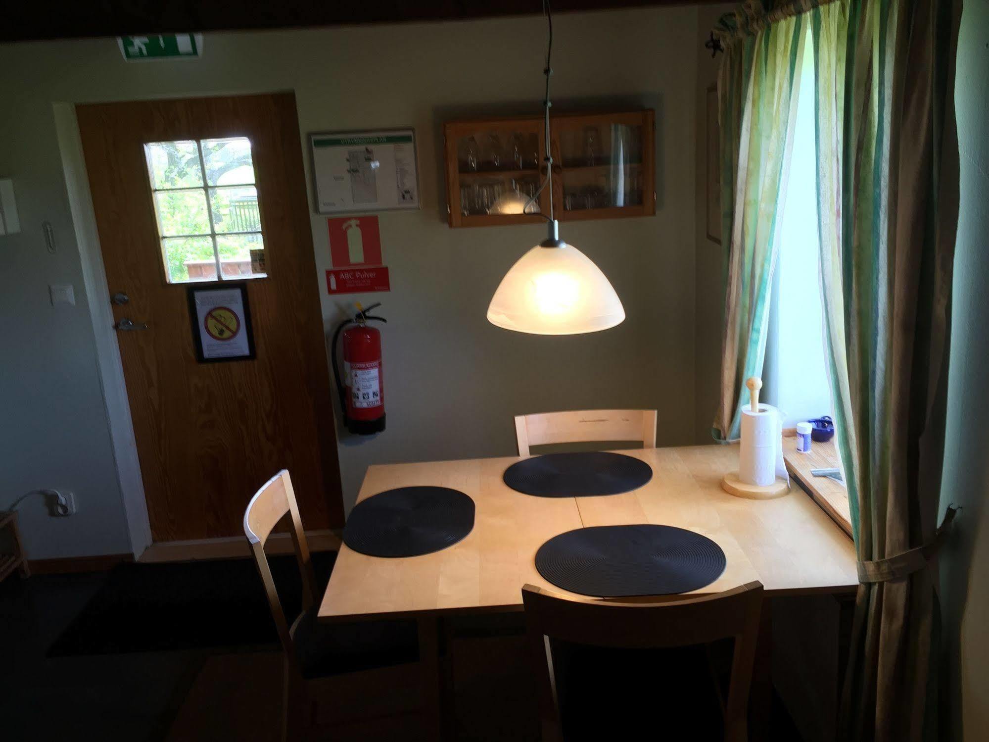 Mattisgarden Bed & Breakfast Östra Ljungby エクステリア 写真