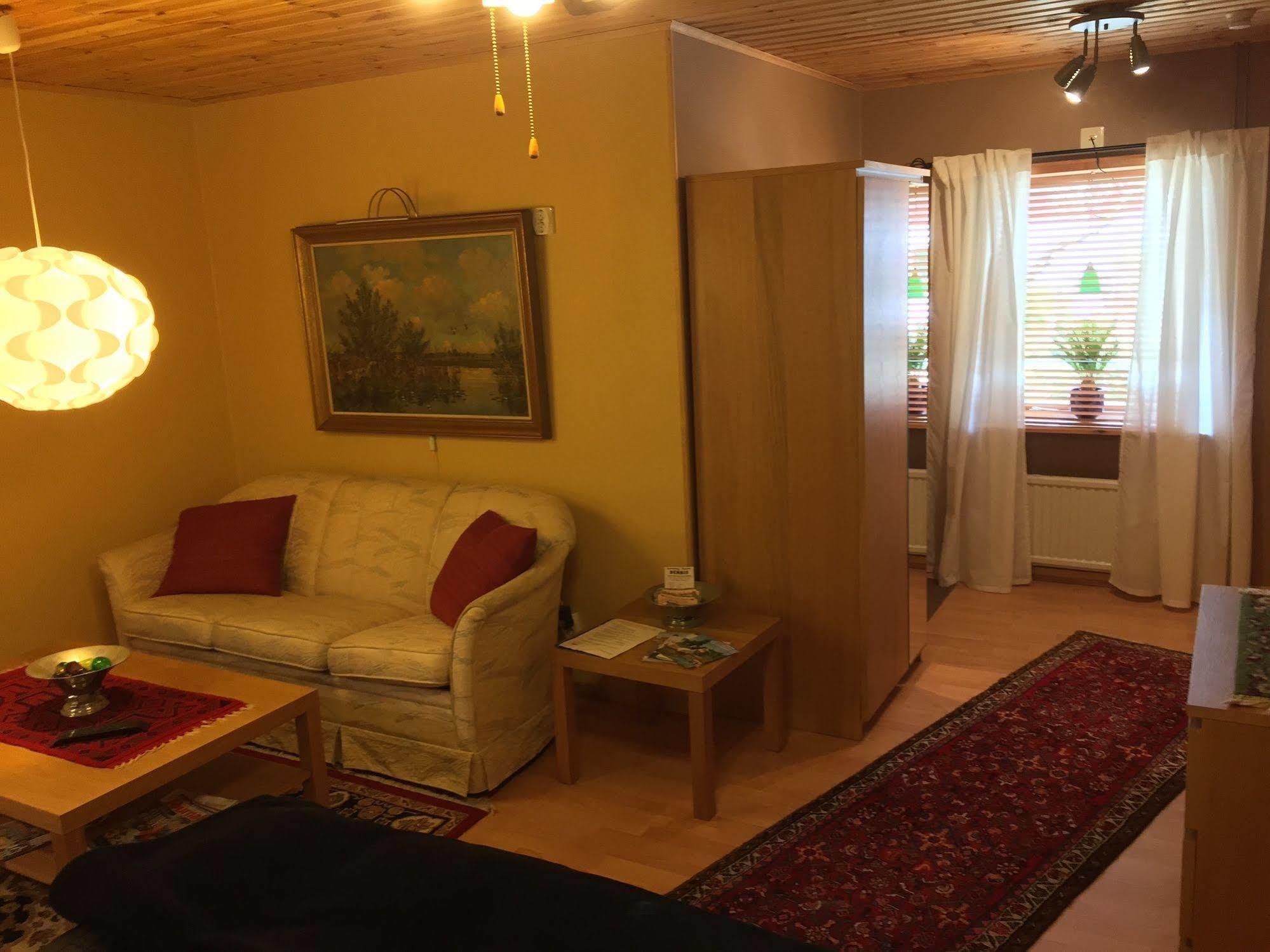 Mattisgarden Bed & Breakfast Östra Ljungby エクステリア 写真
