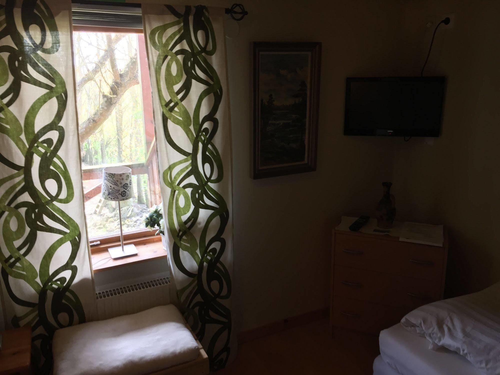 Mattisgarden Bed & Breakfast Östra Ljungby エクステリア 写真