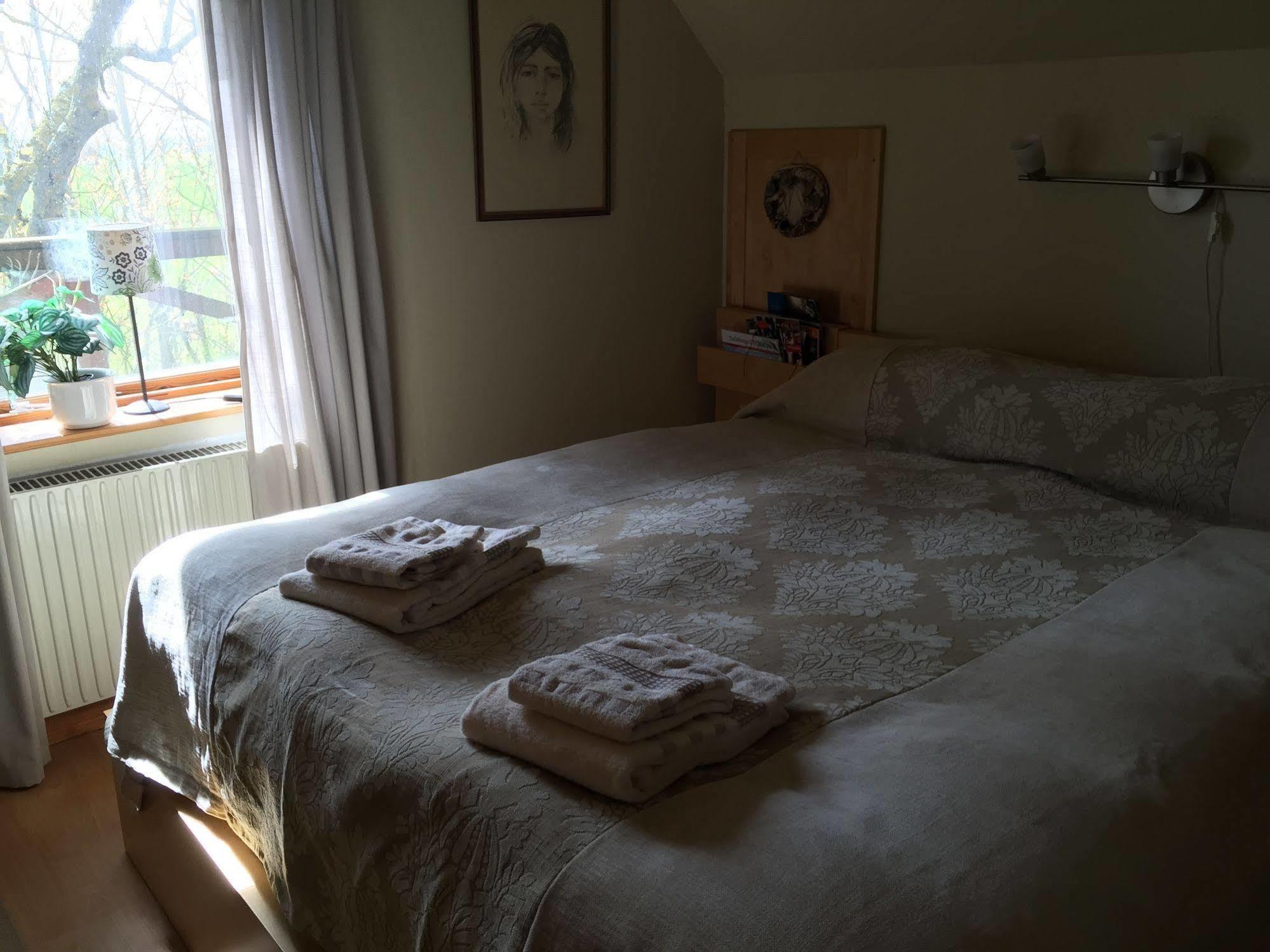 Mattisgarden Bed & Breakfast Östra Ljungby エクステリア 写真