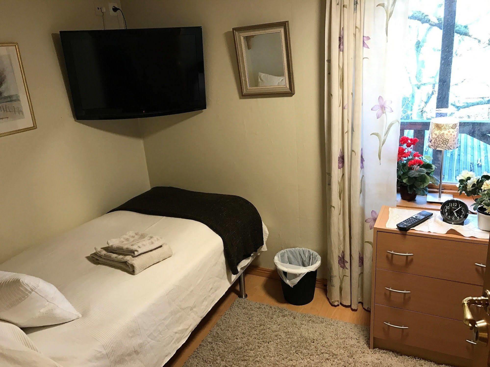 Mattisgarden Bed & Breakfast Östra Ljungby エクステリア 写真